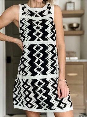 LOFT Black & White Geometric Crochet Beach Mini Dress Cover-Up